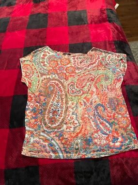 Women’s Short Sleeve Paisley Print Tee - Orange Multicolor